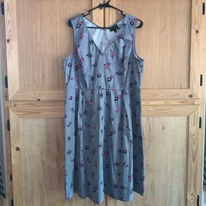 Lane Bryant Gray/Purple floral v-neck modest jumper dress size 18